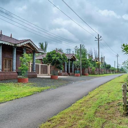 The Kerala Village, Shahapur Shenwa Exteriör bild